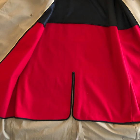 London Fog 42 Long Tan Trench Coat. Inside lining, Snow Cloth Virgin Wool! - Picture 12 of 15